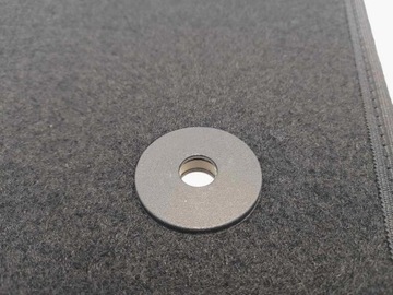 Комплект черных прочных велюровых ковриков спереди и сзади, коврики DEDICATED.