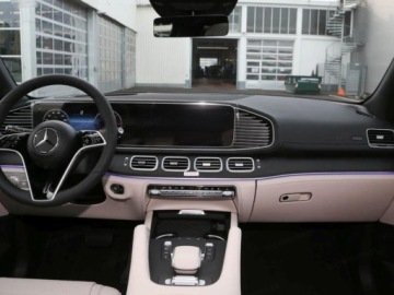 Mercedes GLE V167 SUV Facelifting 2.0 300d 269KM 2025 GLE Coupe 300 d 4-Matic AMG Line 2.0 (269KM) 2025, zdjęcie 5