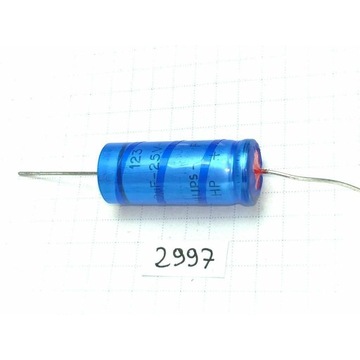 Kondensator Solid-Al 330uF25V 123-SAL 125C osiowy
