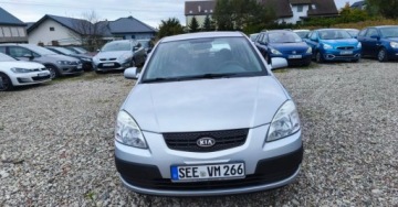 Kia Rio II Sedan 1.4 i 16V 97KM 2009 Kia Rio Kia Rio 1.4 Benzyna 97KM, zdjęcie 2
