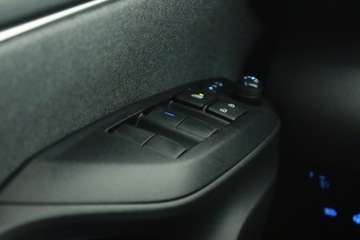 Toyota Yaris IV Hatchback 1.5 Hybrid Dynamic Force 116KM 2021 Toyota Yaris 1.5 VVT-i Hybrid, Salon Polska, zdjęcie 14