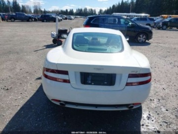Aston Martin DB9 Coupe 5.9 i V12 48V 450KM 2007 Aston Martin DB9 2007r., 5.9L 5.9 Benzyna 450KM, zdjęcie 7