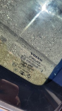 SKLO (OKNO) KAROSERIE PRAVÁ VOLVO XC70 II V70 III 07-