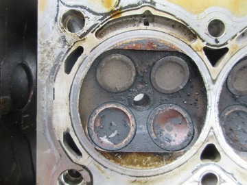 ГОЛОВКА ЦИЛИНДРА В КОМПЛЕКТЕ PEUGEOT 308 1.6 VTI B