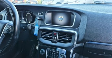 Volvo V40 II Hatchback 1.6 T3 150KM 2013 Volvo V40 BENZYNA alcantara KAMERA czarny sufit R DESIGN okazja, zdjęcie 36