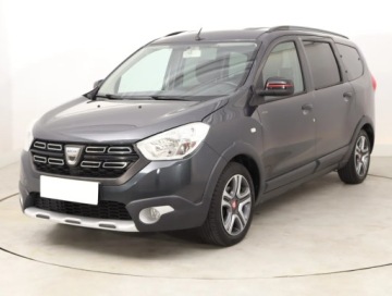 Dacia Lodgy Minivan Facelifting 1.6 SCe 102KM 2019 Dacia Lodgy 1.6 SCe, Salon Polska, 7 miejsc, Navi, zdjęcie 1