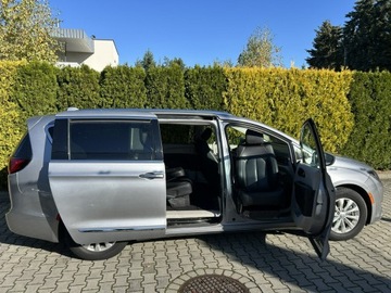 Chrysler Pacifica II 3.6 V6 291KM 2019 Chrysler Pacifica Możliwość przewozu, zdjęcie 9