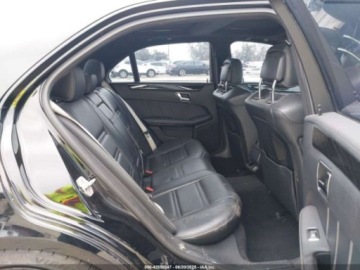 Mercedes Klasa E W212 2015 Mercedes-Benz Klasa E 63 AMG S 4Matic 2015 5.5l 5.5 Benzyna 577KM, zdjęcie 12
