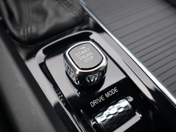 Volvo XC60 II Crossover T4 190KM 2020 Volvo XC60 T4, Salon Polska, 1. Właściciel, zdjęcie 15