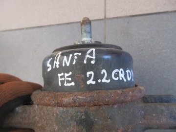 UCHYCENÍ ULOŽENÍ MOTORU HYUNDAI SANTA FE II 2.2 CRDI