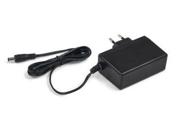 ZASILACZ WTYCZKOWY 12V 28W 2.33A DO TAŚM LED (UŻYWANY)