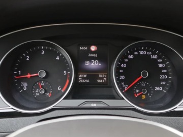 Volkswagen Passat B8 Variant 2.0 TDI 150KM 2015 VW Passat 2.0 TDI, Salon Polska, Serwis ASO, Navi, zdjęcie 10