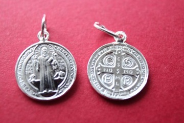 Серебряный медальон Святого. Бенедикт