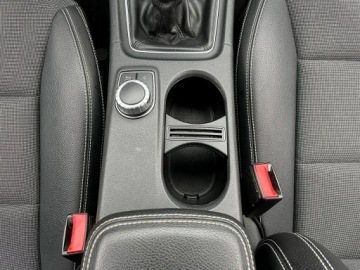 Mercedes Klasa A W176 Hatchback 5d Facelifting 180 d 109KM 2015 Mercedes A 180 Bixenony + LED Półskóry, zdjęcie 29