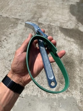 КЛЮЧ ДЛЯ СНЯТИЯ ТРУБКИ МАСЛЯНОГО ФИЛЬТРА ФИЛЬТРНАЯ РЕМЕНЬ 60-140 мм