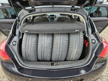 Opel Astra J Hatchback 5d 1.4 Turbo ECOTEC 120KM 2011 Opel Astra Opłacona Zdrowa Zadbana Serwisowana, zdjęcie 21