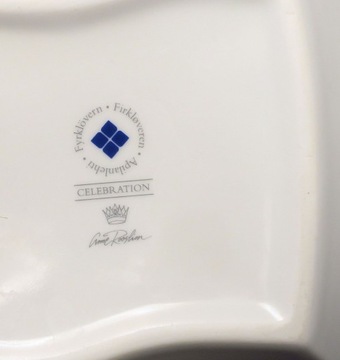 ПРАЗДНИК ФЮРКЛОВЕРН АПИЛАНЛЕХТИ 2 ЧАШКИ 25 СМ x 9 см