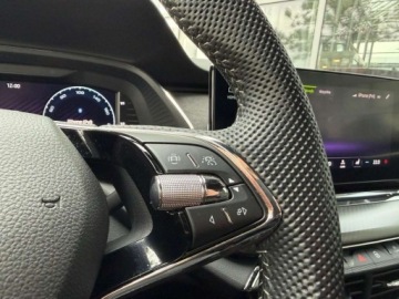 Skoda Octavia IV Kombi 2.0 TDI SCR 200KM 2022 Skoda Octavia 2.0TDI 200KM RS 4X4 DCC VirtCockpit NiskiPrzebieg Keyless Ka, zdjęcie 18