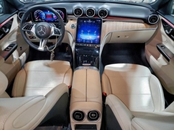 Mercedes Klasa C W206 Limuzyna 2.0 300 258KM 2024 Mercedes-Benz Klasa C 2024r., C 300 4MATIC, 2.0L, od ubezpieczalni 2.0, zdjęcie 7