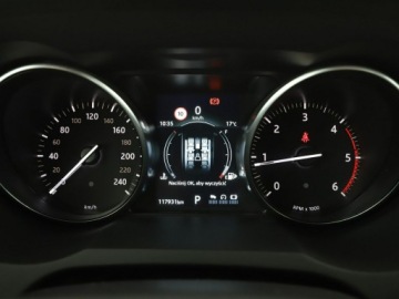 Land Rover Range Rover Evoque I SUV 5d Facelifting 2.0D TD4 150KM 2018 Land Rover Range Rover Evoque 2.0 Td4 Automat, zdjęcie 21