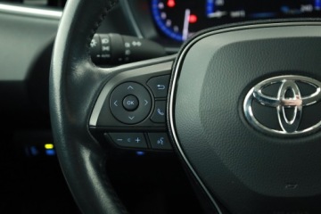 Toyota Corolla XII Sedan 1.5 VVT-i 125KM 2021 Toyota Corolla 1.5 VVT-i, Salon Polska, zdjęcie 15