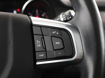 Land Rover Discovery Sport SUV 2.0 eD4 150KM 2018 Land Rover Discovery Sport 2.0d Sport Pure, zdjęcie 27