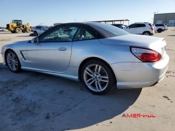 Mercedes SL R231 2013 Mercedes-Benz SL 2013 r., 4,6L SL 550 4.6 Benzyna 429KM, zdjęcie 3
