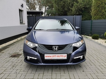 Honda Civic IX Sedan Facelifting 1.8 I-VTEC 140KM 2014 Honda Civic 1.8 Benzyna 140KM SERWIS Automat, zdjęcie 1