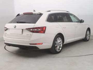 Skoda Superb III Kombi 2.0 TDI 190KM 2017 Skoda Superb 2.0 TDI, Salon Polska, 187 KM, zdjęcie 4