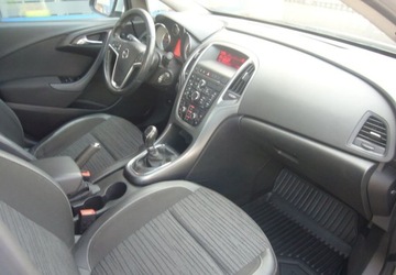 Opel Astra J Sedan 1.4 Turbo ECOTEC 140KM 2017 Opel Astra Opel Astra IV 1.4 T Business 1.4 BenzynaLPG 140KM, zdjęcie 17