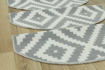 ANTYPOŚLIZGOWE NAKŁADKI DYWANIKI NA SCHODY ROMBY JASNO SZARE 67x24+3cm