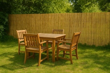 Бамбуковый коврик для балкона балкона с двумя сияющими заградами терраса