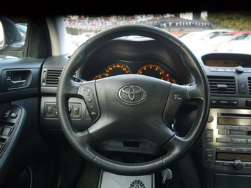 Toyota Avensis I Kombi 1.8 129KM 2003 Toyota Avensis 1.8 bez rdzy i korozji bezwypadkowy, zdjęcie 14