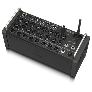 18-канальный цифровой микшер Behringer XR18