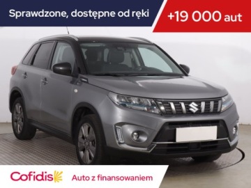 Suzuki Vitara III 2022 Suzuki Vitara 1.5 Hybrid, Salon Polska