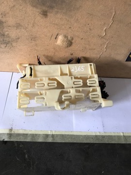 Skrzynka mocowanie modułów BMW OE 6902269