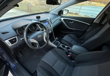 Hyundai i30 II Hatchback 3d 1.4 CRDi 90KM 2014 Hyundai i30 1.4 Diesel, Drugi Wlasciciel od nowosci 1.4 Diesel 90KM, zdjęcie 9