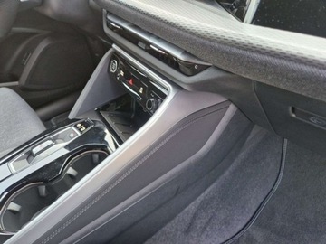 Audi 2025 AUDI Q5 TDI quattro Sportback S line Suv 2.0 204KM 2025, zdjęcie 13