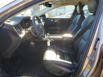 Volvo S60 III 2024 Volvo S60 2024, 2.0 L, Core, niski przebieg 36 tys km, od ubezpieczalni 2.0, zdjęcie 7