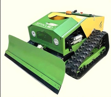 КОСИЛКА С ДИСТАНЦИОННЫМ УПРАВЛЕНИЕМ. ВСЕГОДНАЯ МАШИНА. ЛЕТОМ КОСИТСЯ, ЗИМОЙ СНЕГ УБИРАЕТСЯ