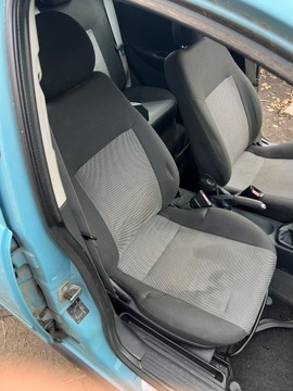 OPEL CORSA C 5D HB SEDADLA KOMPLET PŘEDNÍ LEVÝ PRAVÝ ŘIDIČE SPOLUJEZDCE