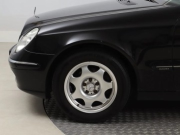 Mercedes Klasa E W211 Kombi S211 1.8 (200 Kompressor) 163KM 2006 Mercedes E E 200 Kompressor , GAZ, Automat, Navi, zdjęcie 14