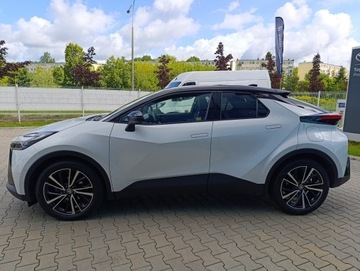 Toyota C-HR II SUV 2.0 Hybrid Dynamic Force 197KM 2024 Toyota C-HR 2.0 Hybrid Executive Toyota C-HR 2.0 H, zdjęcie 8