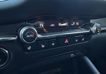 Mazda 3 IV 2021 Mazda 3 2.0L e-Skyactiv G Hikari Salon PL ASO 2.0 Hybryda 150KM, zdjęcie 13