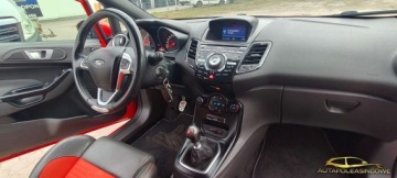 Ford Fiesta VII Hatchback 3d ST 1.6 EcoBoost 182KM 2015 Ford Fiesta ST 1.6 200KM 1.6 Benzyna 183KM, zdjęcie 7