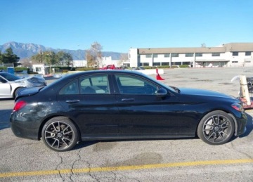 Mercedes Klasa C W205 Kabriolet Facelifting 2.0 300 258KM 2019 Mercedes-Benz Klasa C MERCEDES-BENZ C 300 2.0 Benzyna 259KM, zdjęcie 1