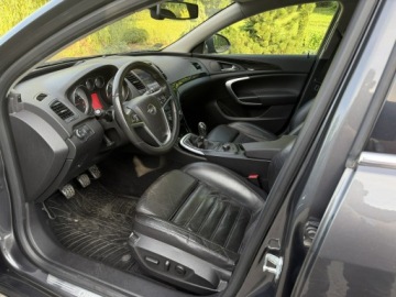 Opel Insignia I Sedan 2.0 Turbo ECOTEC 220KM 2009 Opel Insignia 2.0 Turbo 220KM | Skóry | Bi-Ksenon, zdjęcie 13
