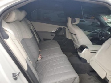 BMW 2023 BMW Seria 7 760 xi, 2023r., 4x4, 4.4L 4.4 Benzyna 536KM, zdjęcie 8