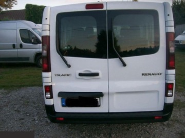 Renault Trafic III Furgon 1.6 dCi 95KM 2018 Renault Trafic 1.6d 95KM 2018r 9 osobowy, zdjęcie 13
