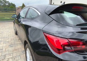 Opel Astra J GTC 1.6 SIDI Turbo ECOTEC 170KM 2014 Opel Astra Opel Astra 1.6 Benzyna 170KM, zdjęcie 16
